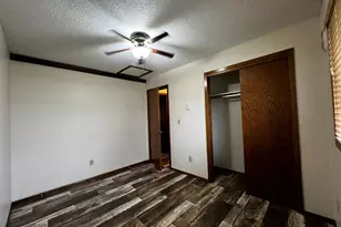 404 N 11th St, Montevideo, MN 56265 - Photo 18