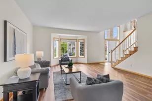 9724 Geisler Rd, Eden Prairie, MN 55347 - Photo 16
