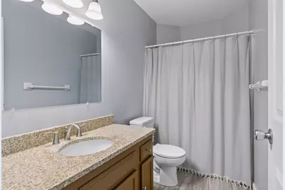 6748 Gretchen Court N, Oakdale, MN 55128 - Photo 26