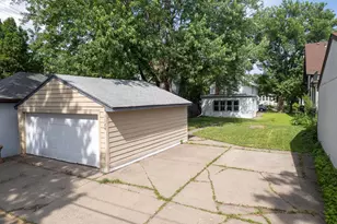 1124 5th St NE, Minneapolis, MN 55413 - Photo 34