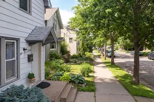 1124 5th St NE, Minneapolis, MN 55413 - Photo 2