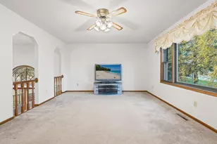 425 W Franklin St, Morristown, MN 55052 - Photo 18