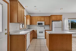 1731 Knottingham Dr, Sartell, MN 56377 - Photo 14