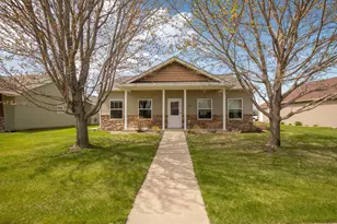 1731 Knottingham Dr, Sartell, MN 56377 - Photo 1