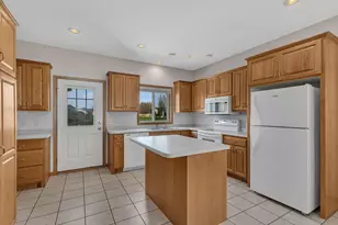 1731 Knottingham Dr, Sartell, MN 56377 - Photo 10