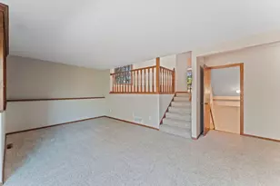 1407 Rebecca Ln, Eagan, MN 55122 - Photo 8