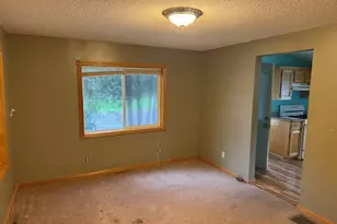 605 Division St W, Faribault, MN 55021 - Photo 8