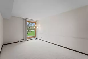 8549 Irwin Rd, Bloomington, MN 55437 - Photo 22