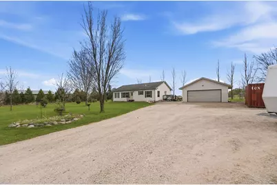 7405 160th Street, Milaca, MN 56353 - Photo 4