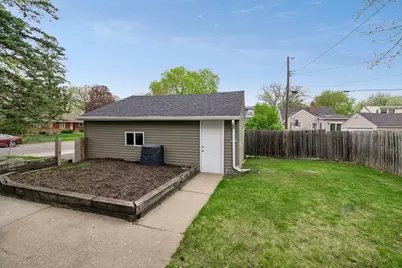 1939 Munster Avenue, Saint Paul, MN 55116 - Photo 58