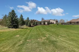 2137 Tamarack Dr, Saint Cloud, MN 56301 - Photo 26