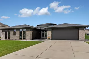 2137 Tamarack Dr, Saint Cloud, MN 56301 - Photo 1