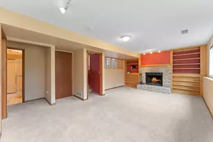 12963 Eastview Ct, Apple Valley, MN 55124 - Photo 16