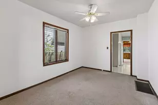342 Front Ave, Saint Paul, MN 55117 - Photo 10