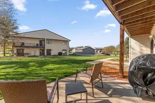 13717 Inglewood Ave, Savage, MN 55378 - Photo 6