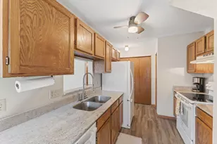 13717 Inglewood Ave, Savage, MN 55378 - Photo 14