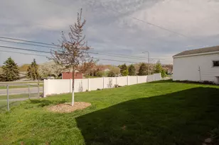 4906 18 1/2 Ave NW, Rochester, MN 55901 - Photo 28