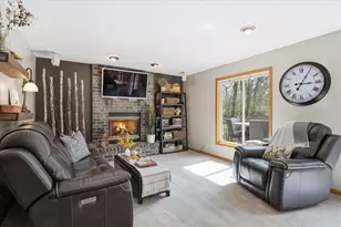 11526 Cottonwood St NW, Coon Rapids, MN 55448 - Photo 24