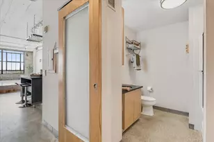 2929 Chicago Ave, Minneapolis, MN 55407 - Photo 32
