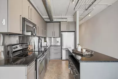 2929 Chicago Avenue #1002, Minneapolis, MN 55407 - Photo 14