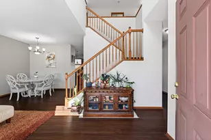 15275 Plumstone Dr, Eden Prairie, MN 55347 - Photo 4