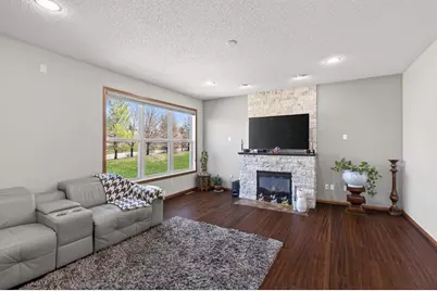 15275 Plumstone Drive, Eden Prairie, MN 55347 - Photo 12