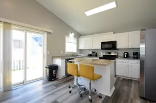 1799 Hilo Ave N, Oakdale, MN 55128 - Photo 10