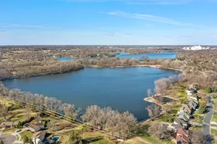 942 Hopewell Ln, Apple Valley, MN 55124 - Photo 40