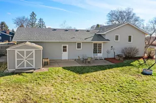 942 Hopewell Ln, Apple Valley, MN 55124 - Photo 38