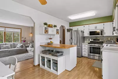 9875 Hamline Avenue N, Circle Pines, MN 55014 - Photo 12