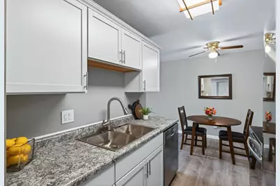 2011 E 122nd Street #D1, Burnsville, MN 55337 - Photo 14