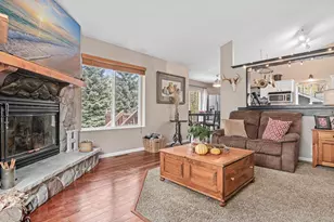 1400 Field Creek Cir, Victoria, MN 55386 - Photo 8