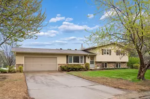 8224 Toledo Ave N, Brooklyn Park, MN 55443 - Photo 2