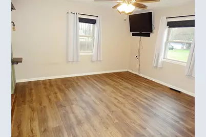 812 E Barker Street, Rice Lake, WI 54868 - Photo 16