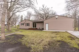 728 S Woodland Dr, Fergus Falls, MN 56537 - Photo 6