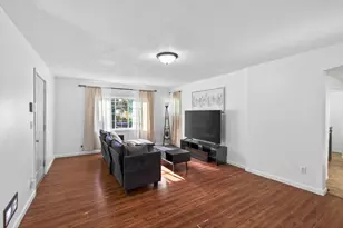 773 Magnolia Ave E, Saint Paul, MN 55106 - Photo 2