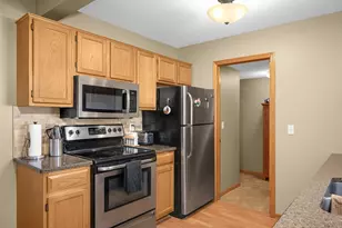 2308 Williams Dr, Burnsville, MN 55337 - Photo 10