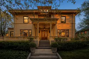 1005 Mt Curve Ave, Minneapolis, MN 55403 - Photo 2