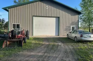 7531 E 250th St, Elko New Market, MN 55020 - Photo 24