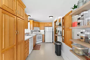 1605 8th Ave NE, Rochester, MN 55906 - Photo 6