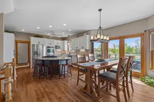 744 Theis Dr, Shakopee, MN 55379 - Photo 12