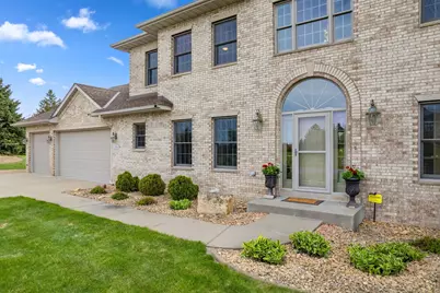 744 Theis Drive, Shakopee, MN 55379 - Photo 6