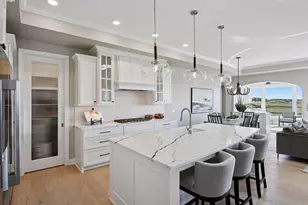 9064 Mills Ln, Chanhassen, MN 55317 - Photo 8