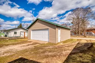 414 Scott Ave SE, Bemidji, MN 56601 - Photo 2