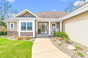 4661 382nd Dr, North Branch, MN 55056 - Photo 2