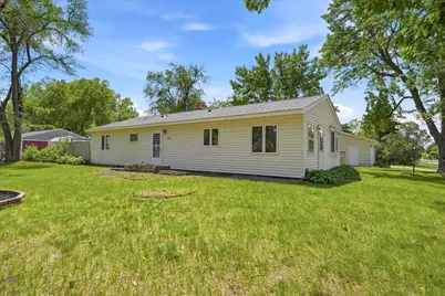 10050 Palm Street NW, Coon Rapids, MN 55433 - Photo 2