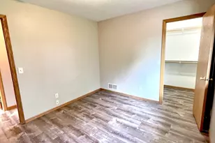 6081 Bakken St, Monticello, MN 55362 - Photo 10