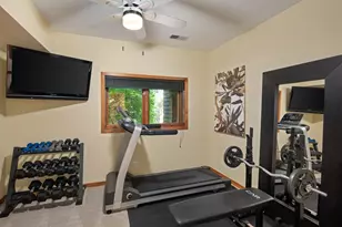 9550 Foxford Rd, Chanhassen, MN 55317 - Photo 48