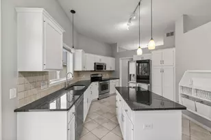1672 Windsor Dr S, Shakopee, MN 55379 - Photo 30