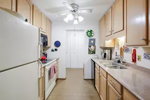 4360 Brookside Ct, Edina, MN 55436 - Photo 8